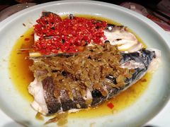 剁椒鱼头-湘与香缘·湖南菜(王府井北京市百货大楼店)
