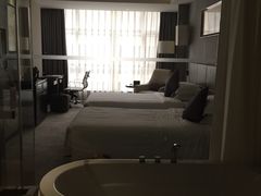 -新海利大酒店(拱北口岸店)