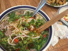 -云阿蛮云南生烫牛肉米线(奉贤路店)