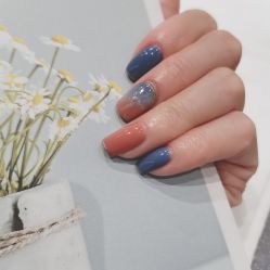 -蜜丝卡伦美甲美睫连锁