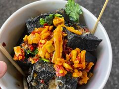 -黑色经典臭豆腐·湖南特产(步行街店)
