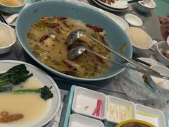 -姚姚酸菜鱼·金戈戈香港豉油鸡(喜荟城联名店)