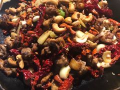 果仁辣子鸡-疆Jiang·新疆秘制料理