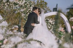 -MANLI BRIDAL婚纱