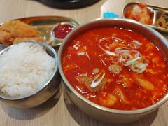 辣牛肉汤-梨花牛肉汤饭(仁恒伊势丹店)
