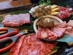 -炼火烤肉店