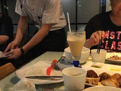 -新大咀港式茶餐厅(宝山万达店)