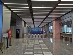 -冰纷万象滑冰场(南山万象天地店)