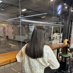 -奈川烫染Salon