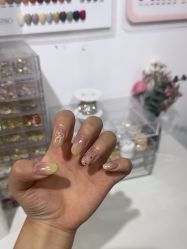 -尤米一站式美甲美睫