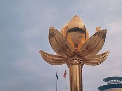 -金莲花广场