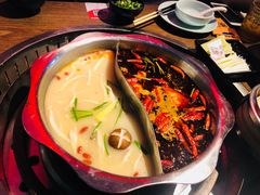 -三人行骨头王火锅(长寿店)