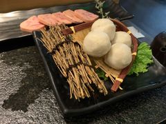 -湊湊火锅·茶憩(打浦桥日月光店)