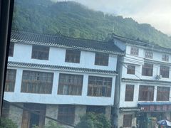 -鹿院坪生态旅游景区