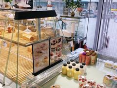 面包甜点陈列柜-皇后西斯汀(千姿汇店)