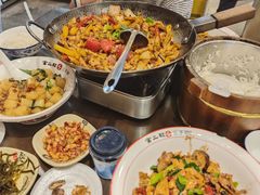-富正毅三下锅·湘西韵味(天门山索道店)