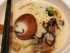 大骨浓汤猪软骨拉面-味千拉面(广州白云机场T1西二店)