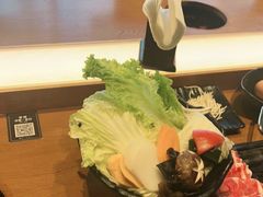 -呷哺呷哺 蔬菜畅吃(中发百旺店)