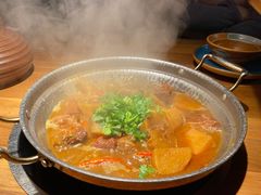 灶膛罐罐牛腩-吃饭皇帝大(长宁龙之梦店)