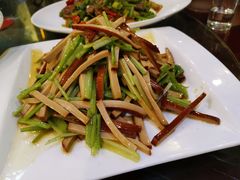 麦芹拌豆干-春来和(汉城南路店)