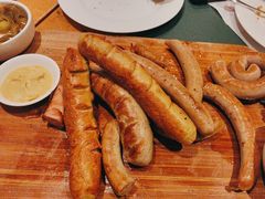 -兰特伯爵西餐厅·啤酒屋(方庄店)