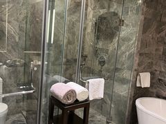 -榛悦隆堡成都酒店(春熙路太古里店)