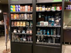 -星巴克臻选(南京金茂览秀城店)