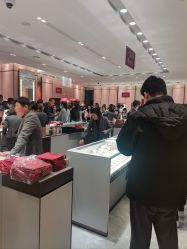 -周大福CHOW TAI FOOK(浦东八佰伴店)