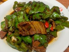 辣椒炒肉-六泰居·尔滨地标·东北菜(松北店)