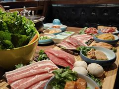 -明洞阿姨·韩式酱蟹烤肉·创意料理(三元桥店)