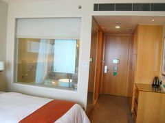 -上海浦东康桥绿地假日酒店