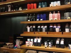 零售区-星巴克臻选(深圳罗湖万象城店)