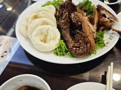 精品香酥鸭-晋阳饭庄(虎坊桥店)