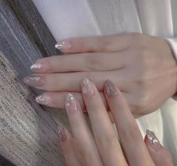-H12 STAR日式美甲美睫专门店