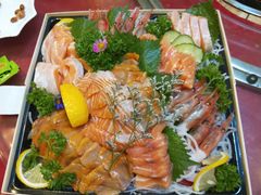 三文鱼腩拼北极贝-渔友鲜海鲜加工(海鲜大世界店)