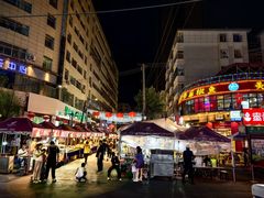 -正宁路小吃夜市