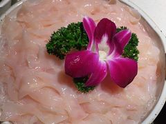 -墨居上隐·院子里火锅(峨眉店)