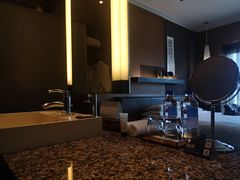 -上海外滩茂悦大酒店