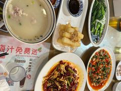 -易老妈蹄花.特色川菜(人民公园总店)