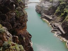 -汉中石门栈道风景区