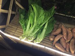 -楠柏弯休闲山庄(梨花溪店)