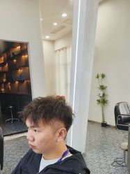 -纤手艺人