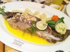 烤鱒魚-皇冠自酿啤酒坊(中国红街5号楼店)
