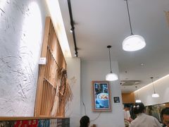 -李与白包子铺(桐梓林店)