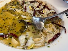-渔语鱼新川菜Bistro(万象天地店)