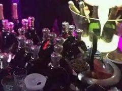 -梁记特色桂林米粉