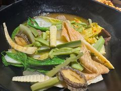 -万记麻辣烫国展总店