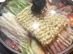 -the frypan韩国炸鸡啤酒(五路居店)