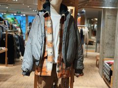 -i·t blue block(杭州湖滨银泰in77B区店)