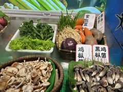 -桥边小楼·手工云南菜·古城观景小楼